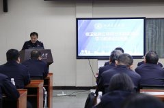 从本质、履本能机能力、做风、清廉自律、工做